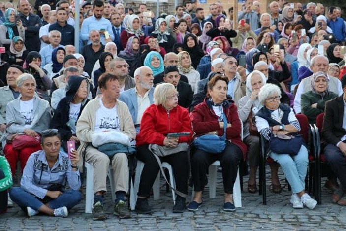 Siirt'te 'ışık hadisesi' için yüzlerce kişi toplandı