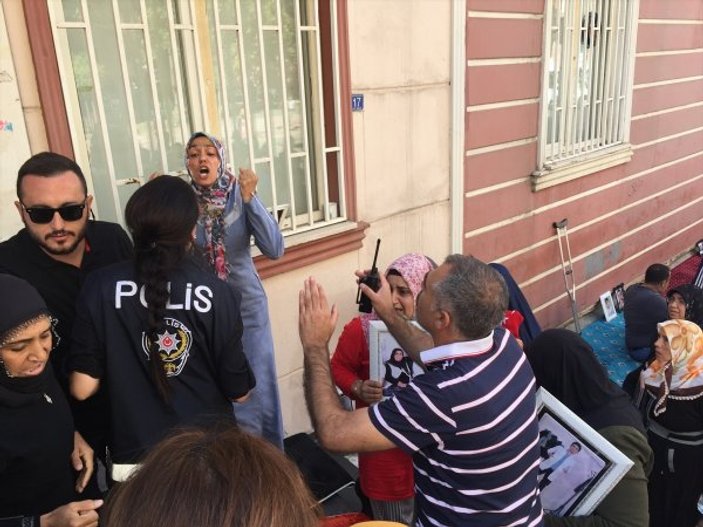 HDP'liler, eylem yapan anneleri tehdit edince olay çıktı