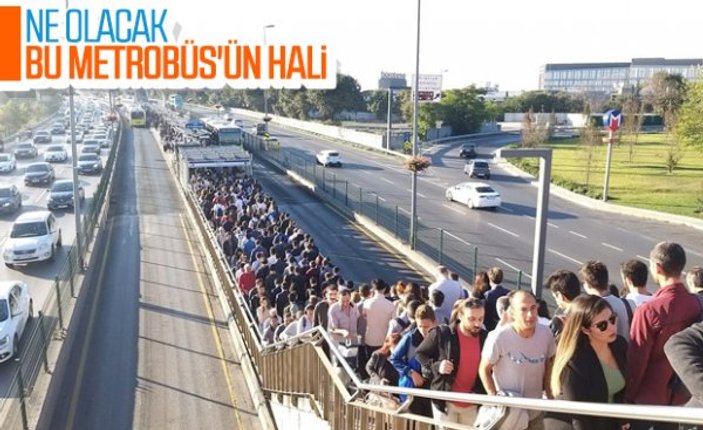 İBB'den metrobüs açıklaması: Arıza yaptı
