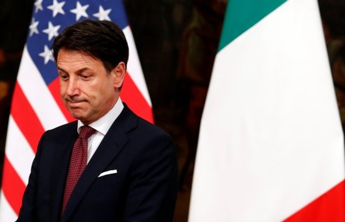 İtalyan gazeteciden Trump'a ilginç protesto