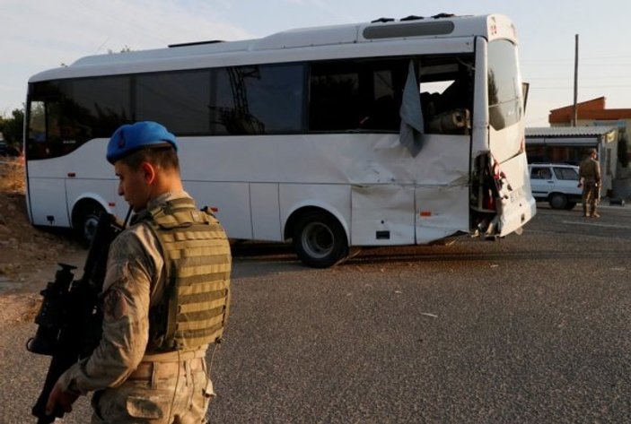 Şanlıurfa’da jandarma otobüsüyle tır çarpıştı: 16 yaralı