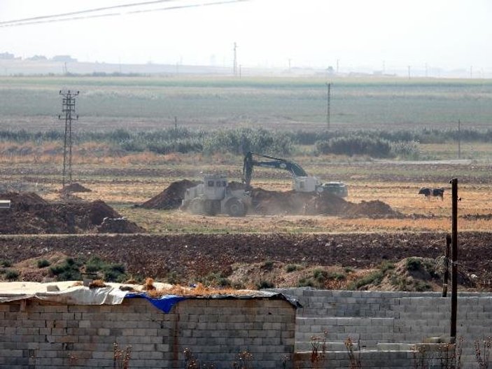 TSK namluları YPG mevzilerine çevirdi