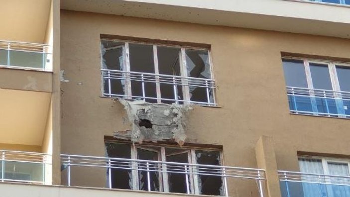 Suriye'den atılan roket Nusaybin'de binaya isabet etti