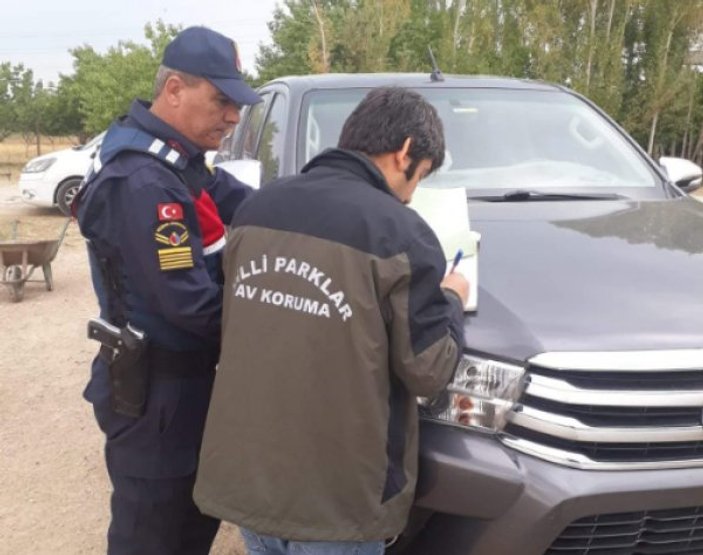 Van'da kaçak keklik avlayan avcıya 7 bin lira ceza