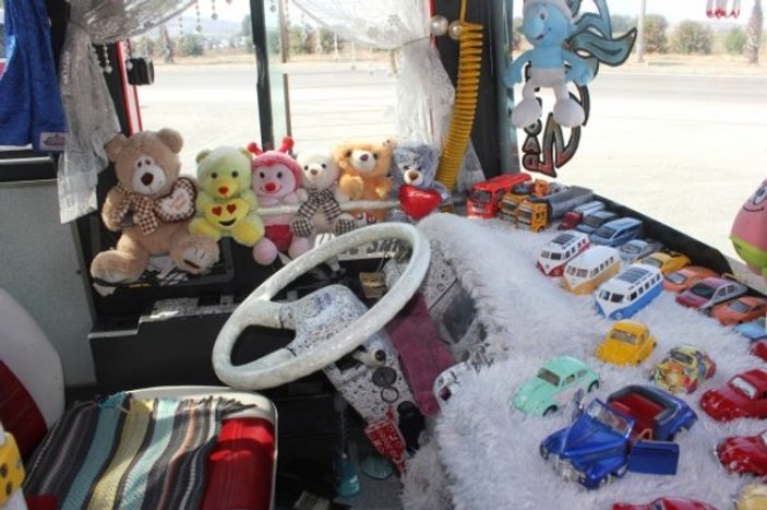Osmaniye'de oyuncaklarla dolu olan otobüs