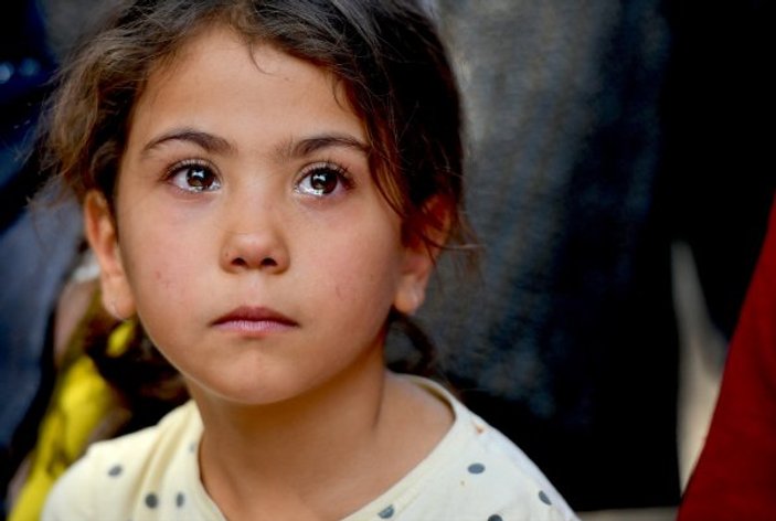 PKK'nın şehit ettiği 11 yaşındaki Elif'e veda