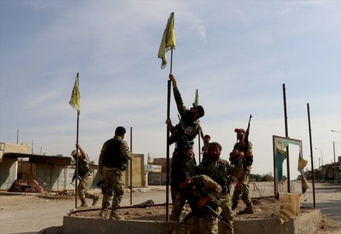 YPG'nın zorla silah altına aldığı Araplar kaçıyor