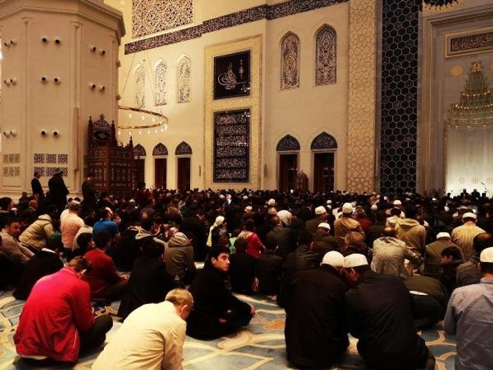 Çamlıca Camii'nde Fetih Suresi okundu