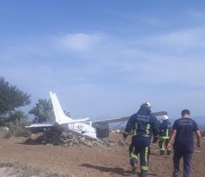 Antalya'da sivil eğitim uçağı havalanamadan düştü