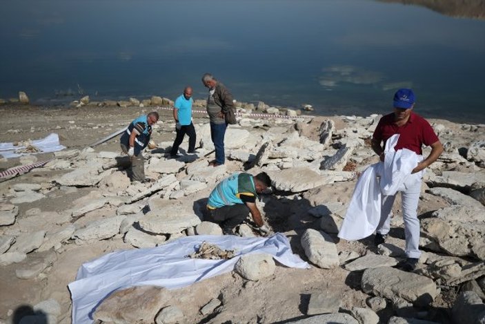 Suları çekilen Yamula Barajı'ndan insan kemikleri çıktı