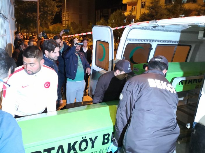 Aksaray'da 2 genç evde ölü bulundu