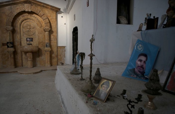 YPG'nin karargah kurduğu Ermeni kilisesi