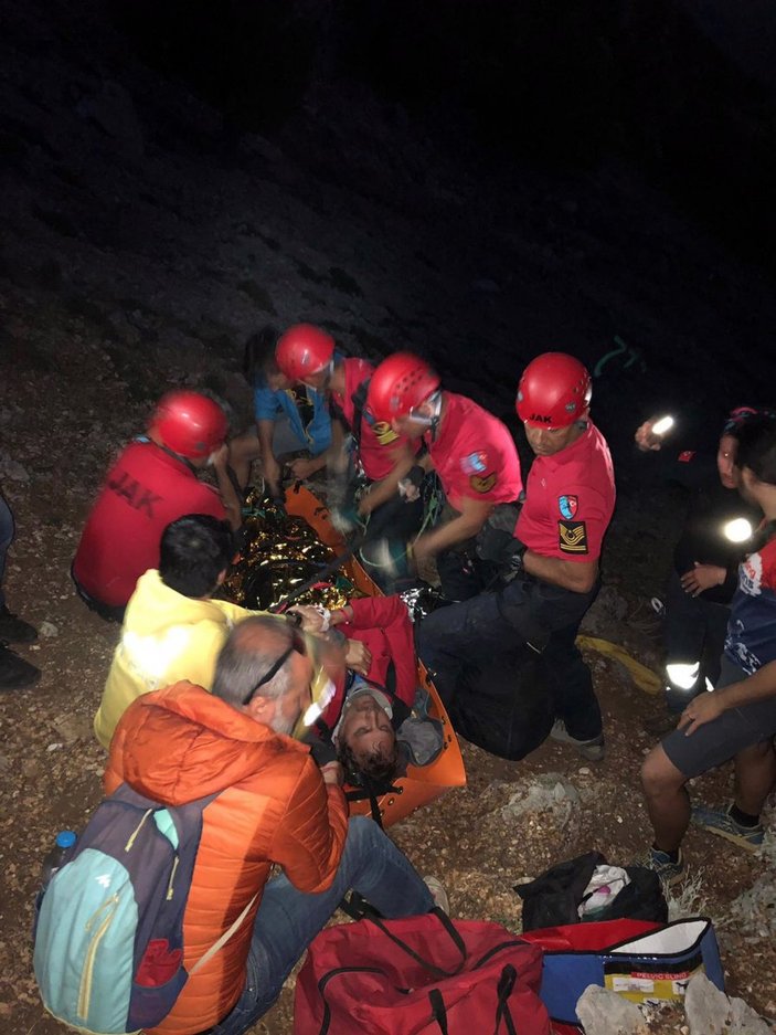 Muğla'da paraşüt kazasında 2  turist yaralandı
