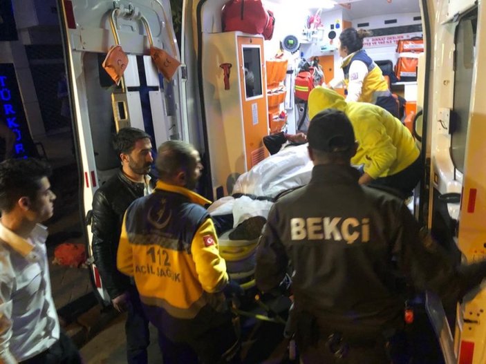 Ankara'da bir kişi bıçakla amcasını yaraladı
