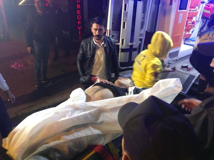 Ankara'da bir kişi bıçakla amcasını yaraladı