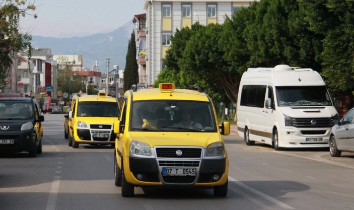 Antalya'da takside tepe lambasına polis imdat özelliği