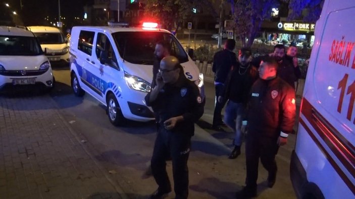 Bursa'daki barda müşteri havaya ateş etti