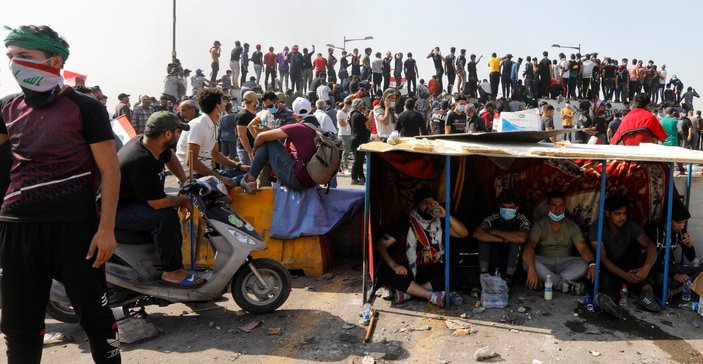 Protestoların devam ettiği Irak'ta meclis toplanamadı