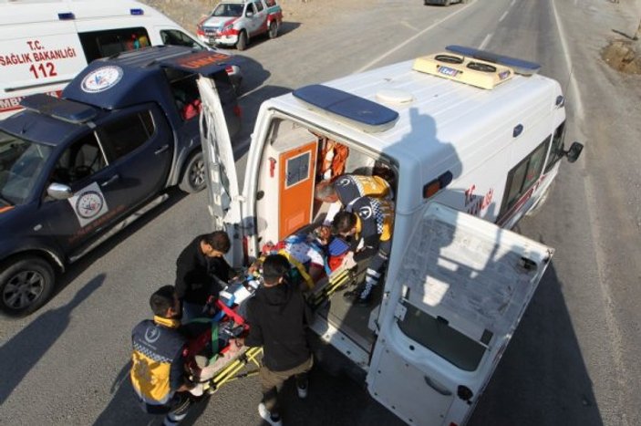 Hakkari'de trafik kazası tatbikatı