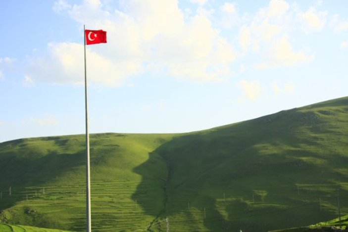 Ardahan'da Atatürk silüeti koruma altında