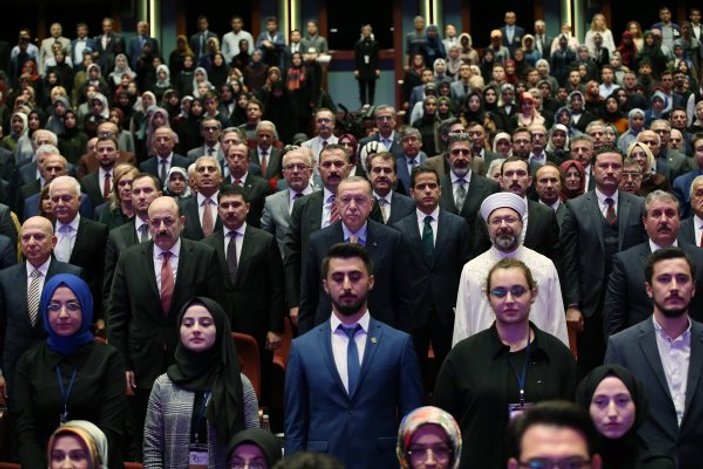 Erdoğan: Dindar gençlik istiyoruz