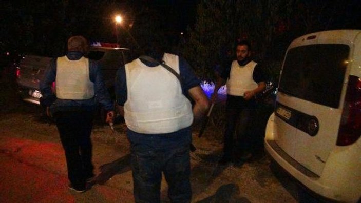 Bursa'da 'Dur' ihtarına uymayan şahıs polisle çatıştı