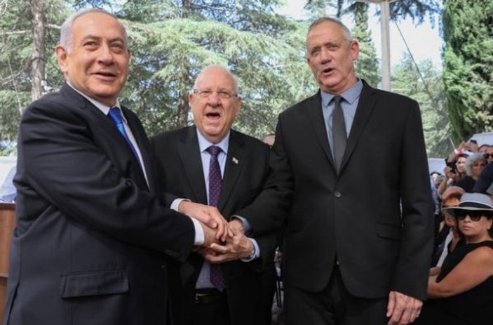 İsrail'de Gantz, hükümet krizinde Netanyahu'yu suçladı