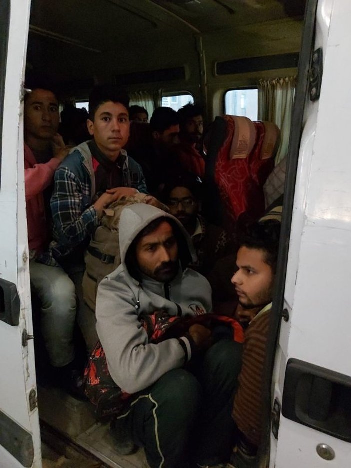 Ankara'da 97 kaçak göçmen yakalandı