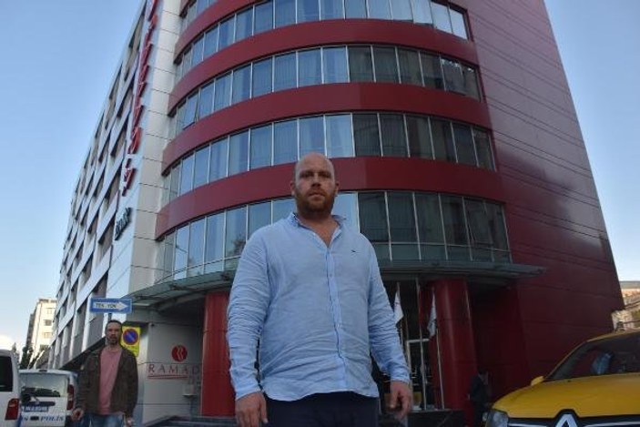 İzmir'de 350 müşterili otele haciz tahliyesi