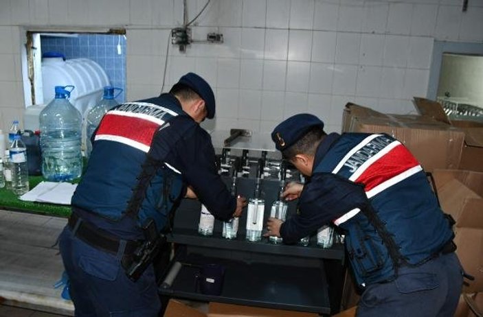 Tekirdağ'da süt fabrikasına kaçak içki operasyonu