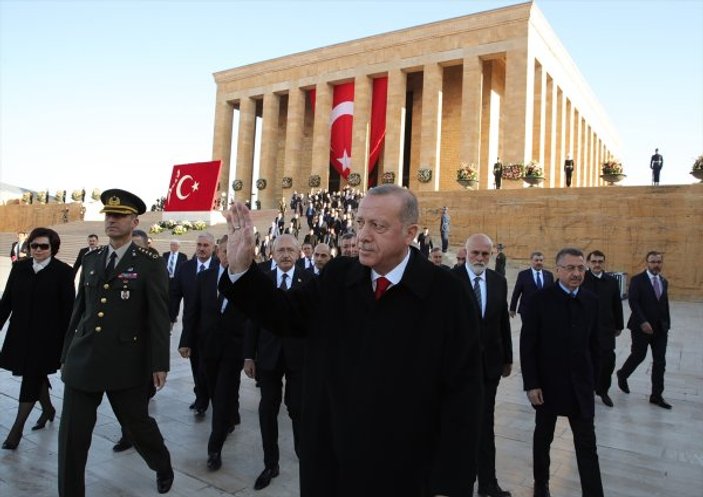 Türkiye, Mustafa Kemal Atatürk'ü anıyor