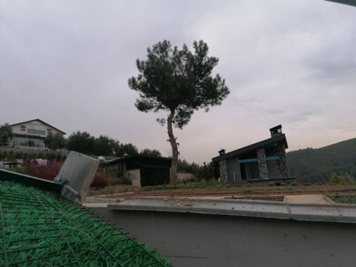 Nilüfer'de kaçak yapı yıkımı başladı