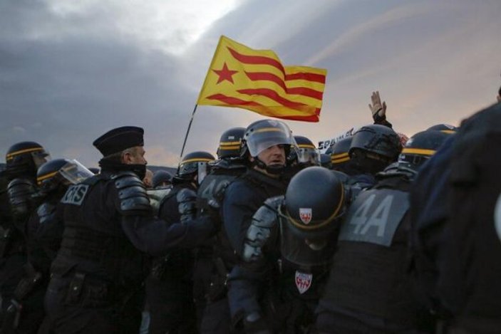 Fransız polisinden İspanya'ya eylemcilere müdahale yardımı