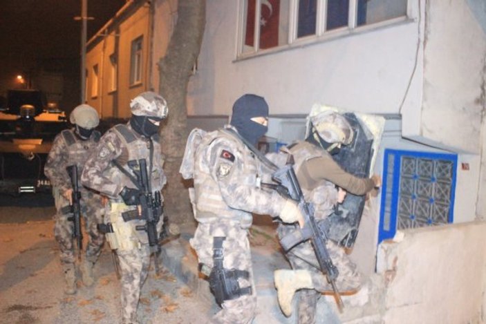Başakşehir'de uyuşturusu operasyonu: 25 gözaltı