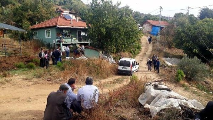 İzmir'de bir kişi, 4 akrabasını öldürdü