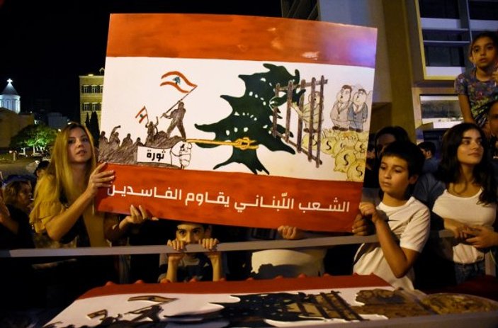 Cumhurbaşkanı Avn'ın sözleri, Lübnanlıları sokağa döktü