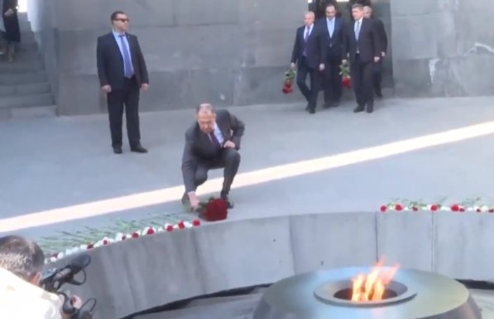 Sergey Lavrov Ermeni anıtında