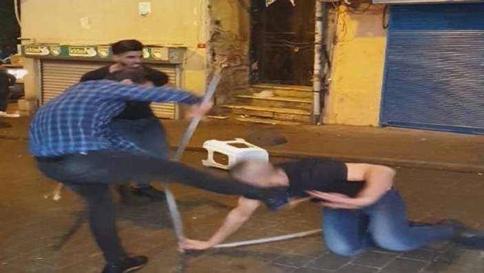 Taksim'de eğlence mekanı çıkışı kavga