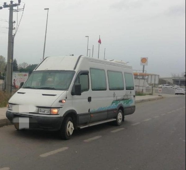 İkiz plakayla servis minibüsçülüğüne 8 bin 960 lira ceza