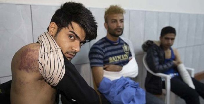 3 kaçak göçmeni Yunan polisi darbetti