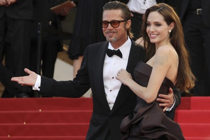 Angelina Jolie eski kocası Pitt'e hala öfkeli