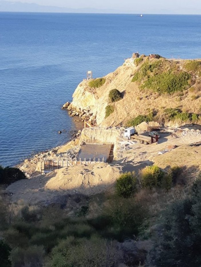 İzmir Karaburun'da doğayı katleden inşaat