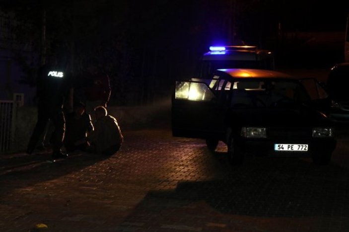 Nevşehir'de 4 kişi dur ihtarına uymayıp polise ateş açtı