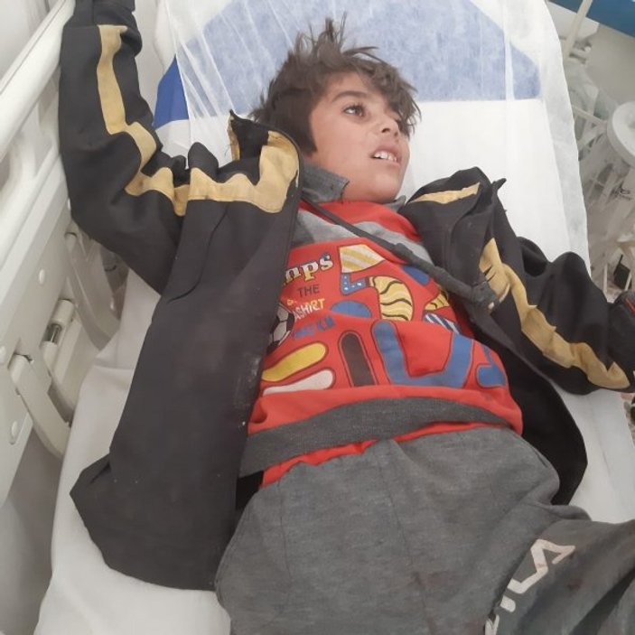 YPG'li teröristler Tel Abyad'da okula saldırdı: 3 ölü