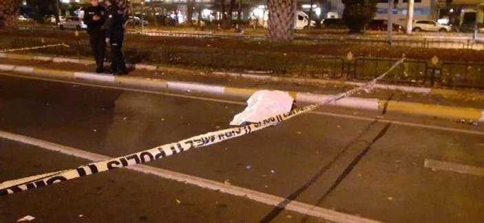 İstanbul'da bir sürücü yayaya çarpıp olay yerinden kaçtı