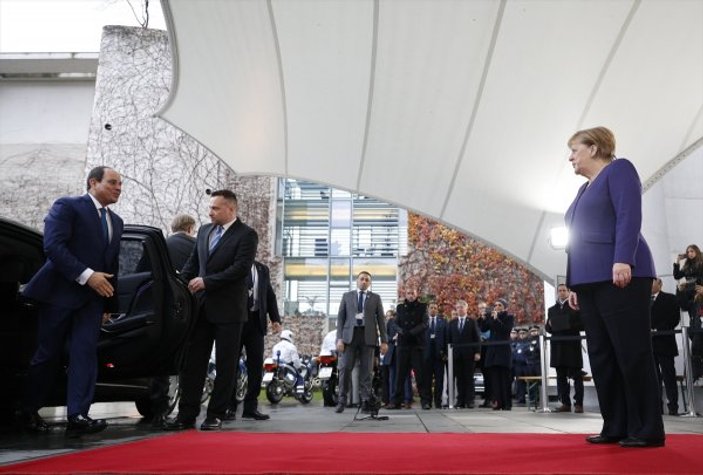 Angela Merkel, Sisi'yi kabul etti