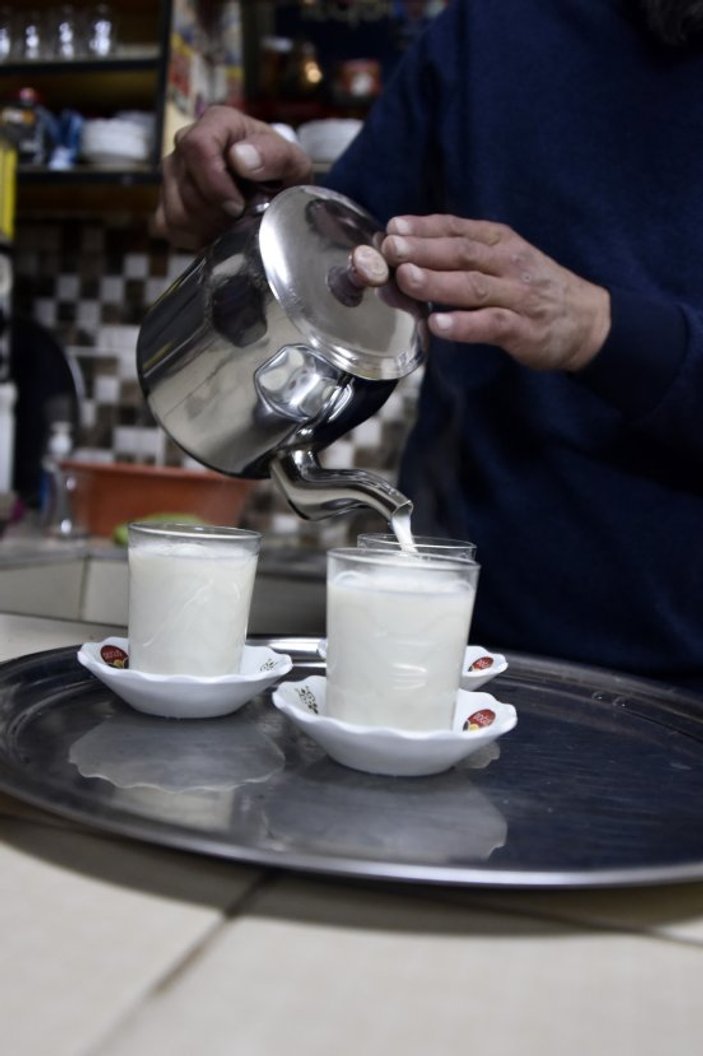 Kahvehanede süt satışına yoğun ilgi