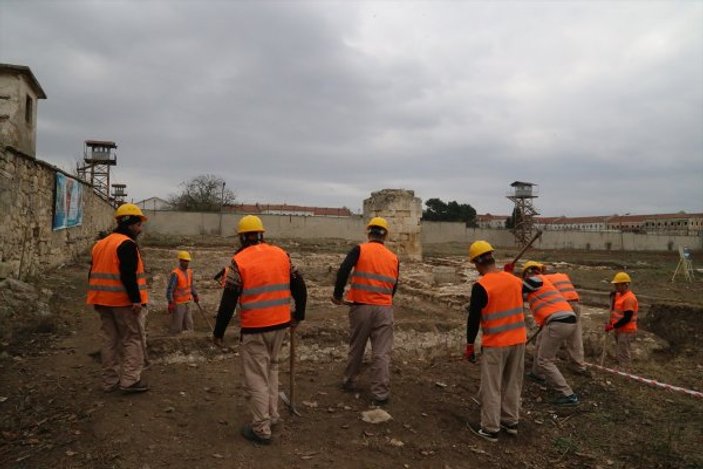 Edirne'de mahkumlar tarihi yapıları ayağa kaldırıyor