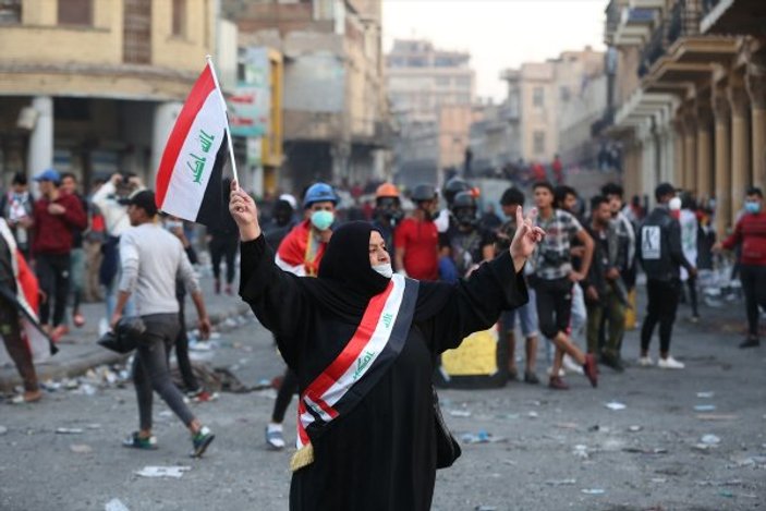 Irak'taki gösterilerde şiddet hız kesmiyor