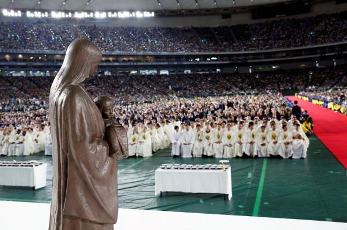 Papa, 38 yıl sonra Tokyo'da